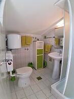 Apartments Zrinka