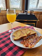 Crabbe Mountain Inn