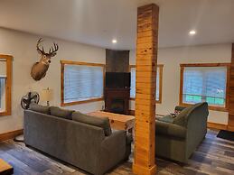 Crabbe Mountain Inn