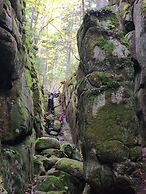 Crabbe Mountain Inn