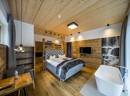 Post Hotel