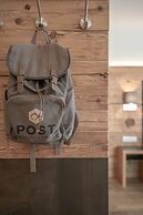 Post Hotel