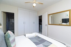 Modern Seaview Apartment