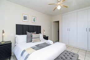 Modern Seaview Apartment