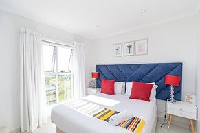 Modern Seaview Apartment