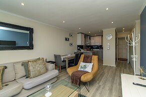 Modern Seaview Apartment