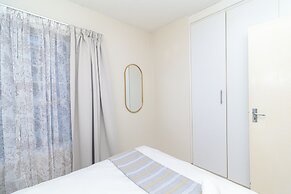 Modern Seaview Apartment