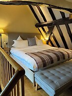 Heathrow Cottages B&B