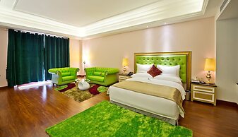 The Royal Pinnacle Hotel