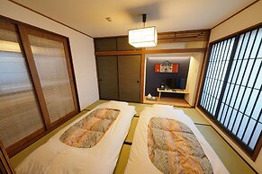 Yadoya Uguisu