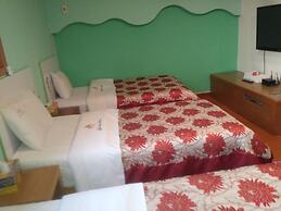 Golden Bee Motel