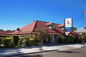 Pioneer Motel
