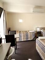 Pioneer Motel