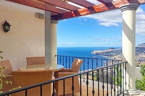 Scenic Apartment - Palheiro Village
