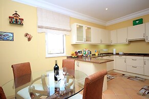 Scenic Apartment - Palheiro Village