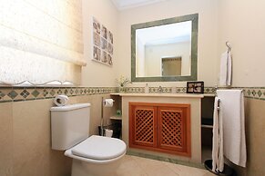 Scenic Apartment - Palheiro Village