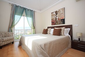 Scenic Apartment - Palheiro Village