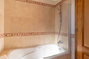 Scenic Apartment - Palheiro Village
