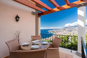 Scenic Apartment - Palheiro Village
