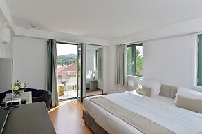 Athenaeum Eridanus Luxury Hotel