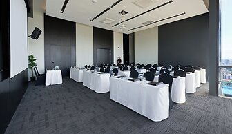 Luxcity Hotel & Apartment