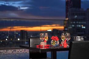 Luxcity Hotel & Apartment