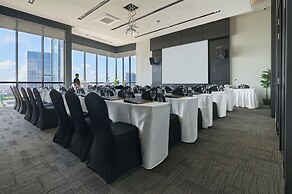 Luxcity Hotel & Apartment