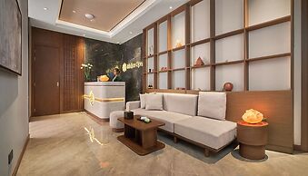 Luxcity Hotel & Apartment