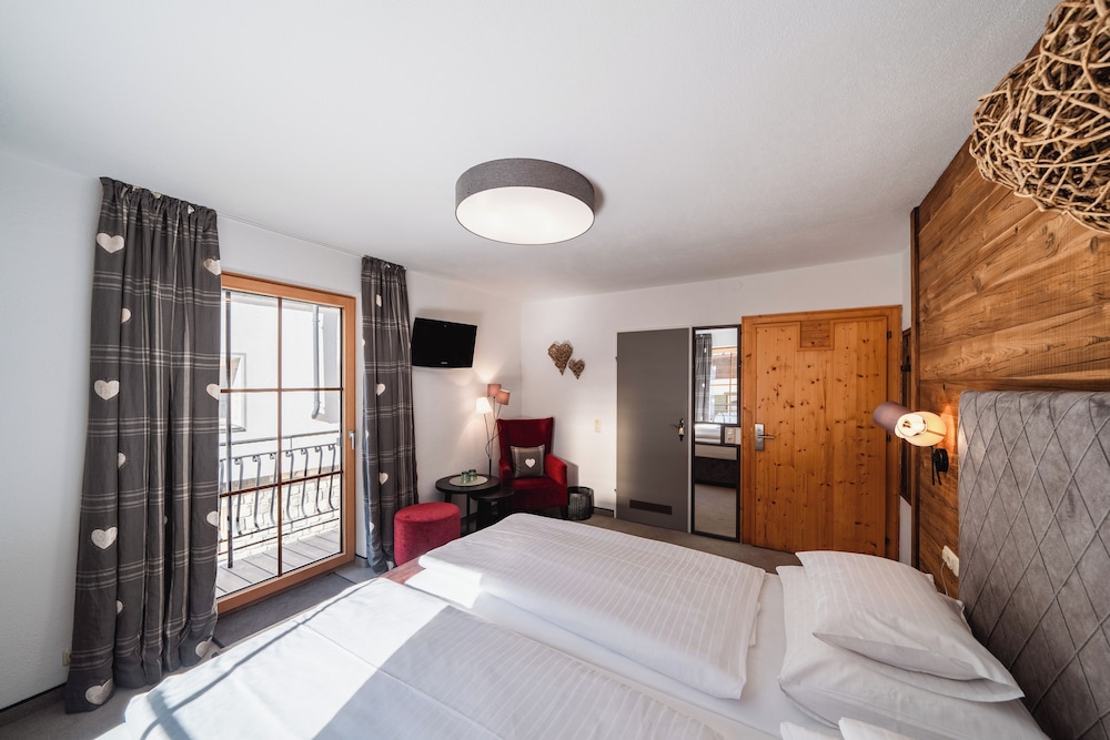 Schindler Hotel