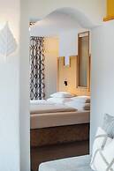 Schindler Hotel