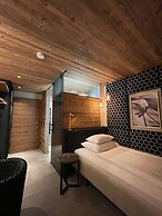 Schindler Hotel
