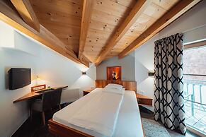 Schindler Hotel