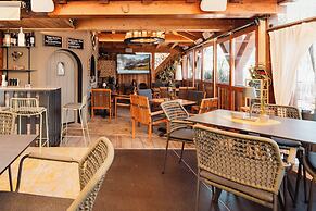 Schindler Hotel