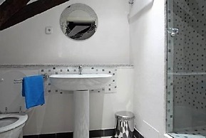 U Kapra Apartments