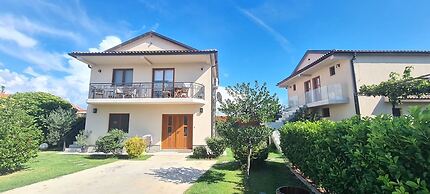 Apartments Aerodrom