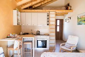 Apartments Aerodrom