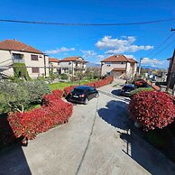 Apartments Aerodrom