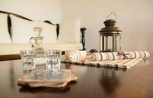 Traditional Apartments Madares