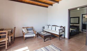 Traditional Apartments Madares
