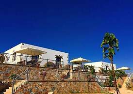 Traditional Apartments Madares
