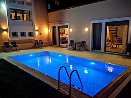 Marina's Villas