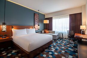 DoubleTree by Hilton Celaya