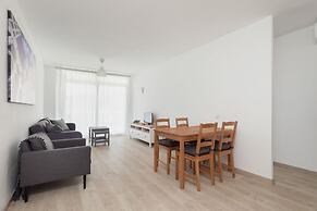 Oasis Be my Guest Castelldefels