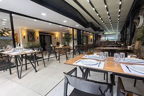 Alya Hotel