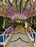 Hotel Mali i Robit