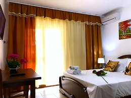 Hotel Mali i Robit