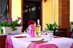 Hotel Mali i Robit