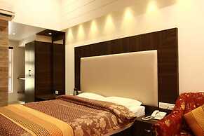 Usha Ascot