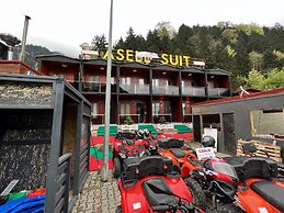 Asell Suite