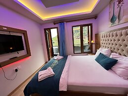 Asell Suite
